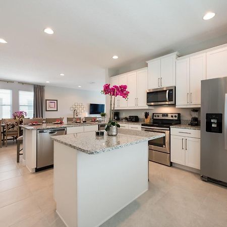 Vibrant Home By Rentyl Near Disney With Private Pool, Foosball Table & Resort Amenities - 7418M Orlando Exterior foto